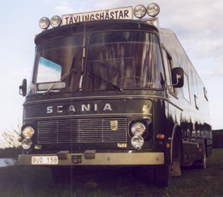 frambuss.JPG (22636 bytes)